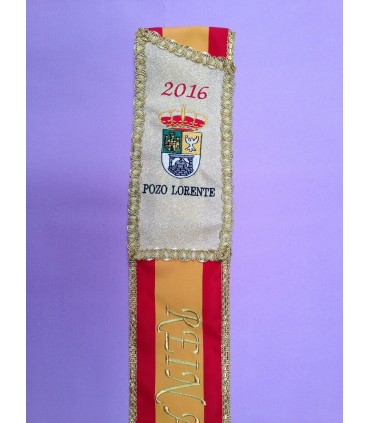 Banda Reina Escudo y Pasamaneria