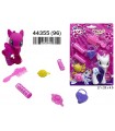 Pony con accesorios